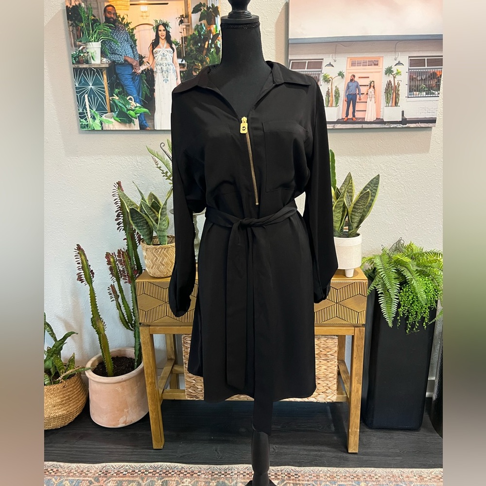 Michael Kors | Belted Collared Zip Up Black Blouse / Dress